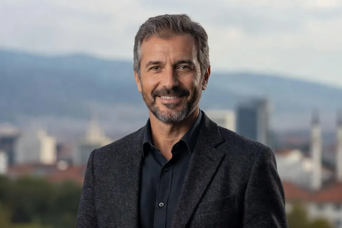 Portrait d'Olivier Beaumont, consultant en expatriation basé à Tirana en Albanie